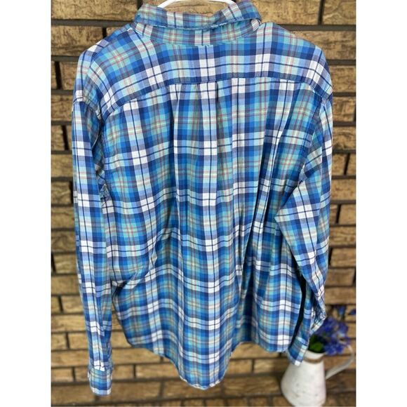 Vineyard Vines Plaid Button Down Shirt - Picture 2 of 5